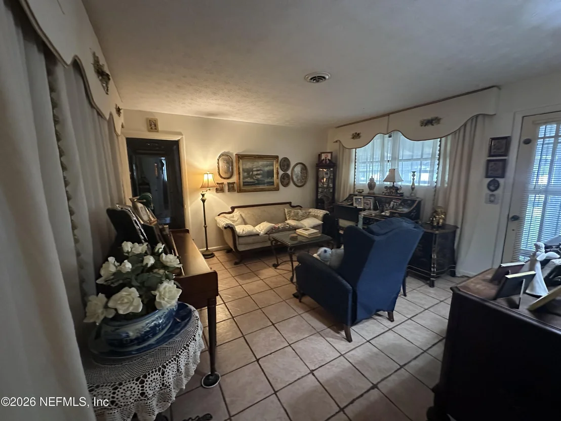 Photo of 3833 ANVERS Boulevard