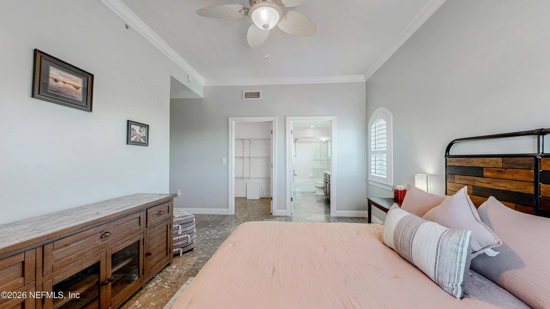 Photo of Unit 303 at 115 SUNSET HARBOR Way