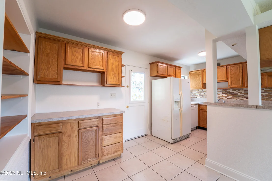 Photo of 5308 N RIVER Road