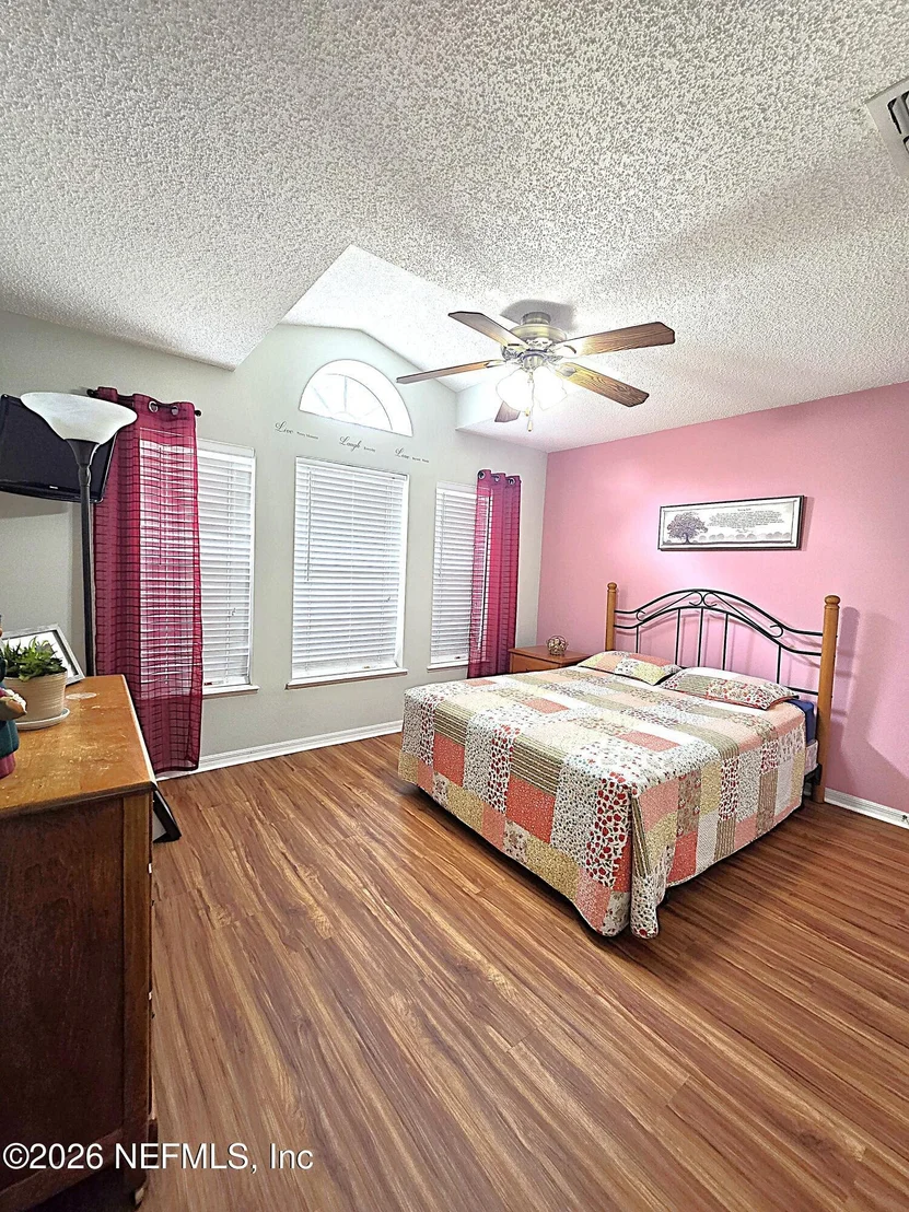 Photo of 11109 PEERLESS Lane