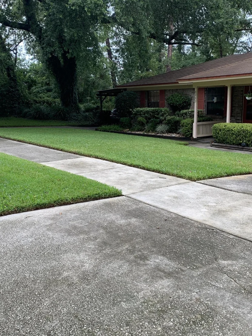 Photo of 8443 GRAMPELL Drive