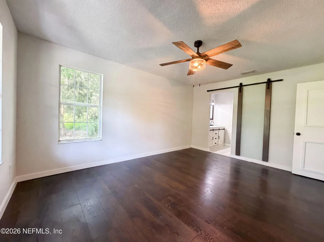Photo of 321 PARADISE Circle