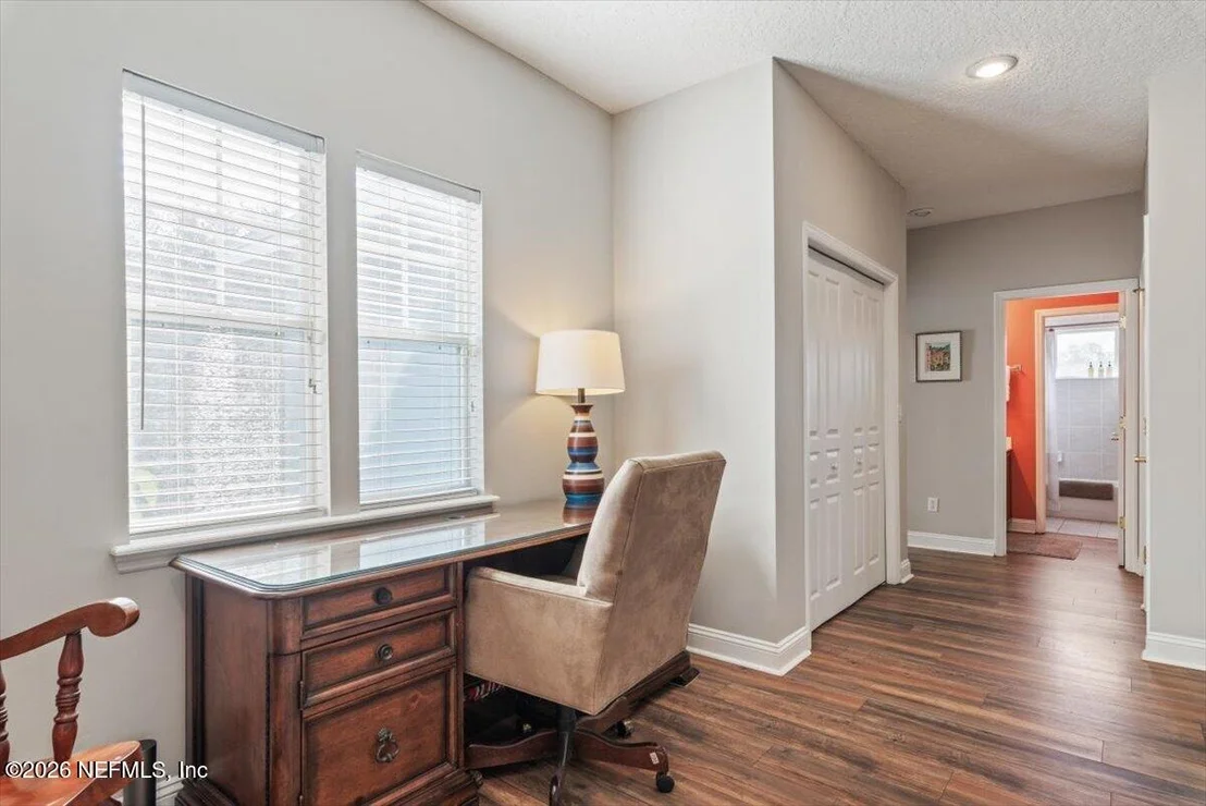 Photo of 817 EAGLE POINT Drive