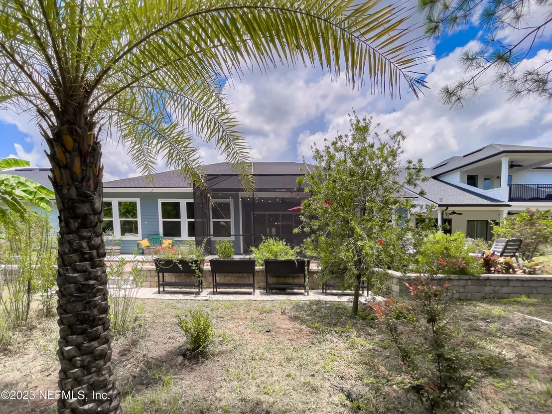 Photo of 309 GLENNEYRE Circle