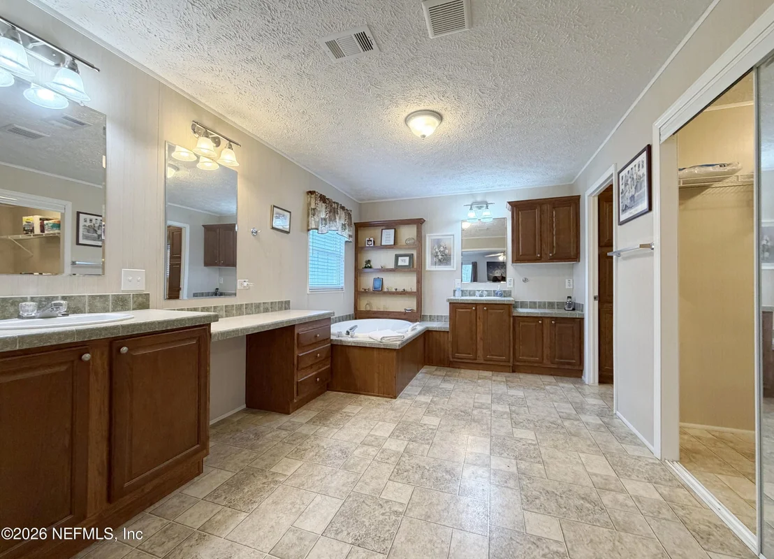 Photo of 214 BAKER Road
