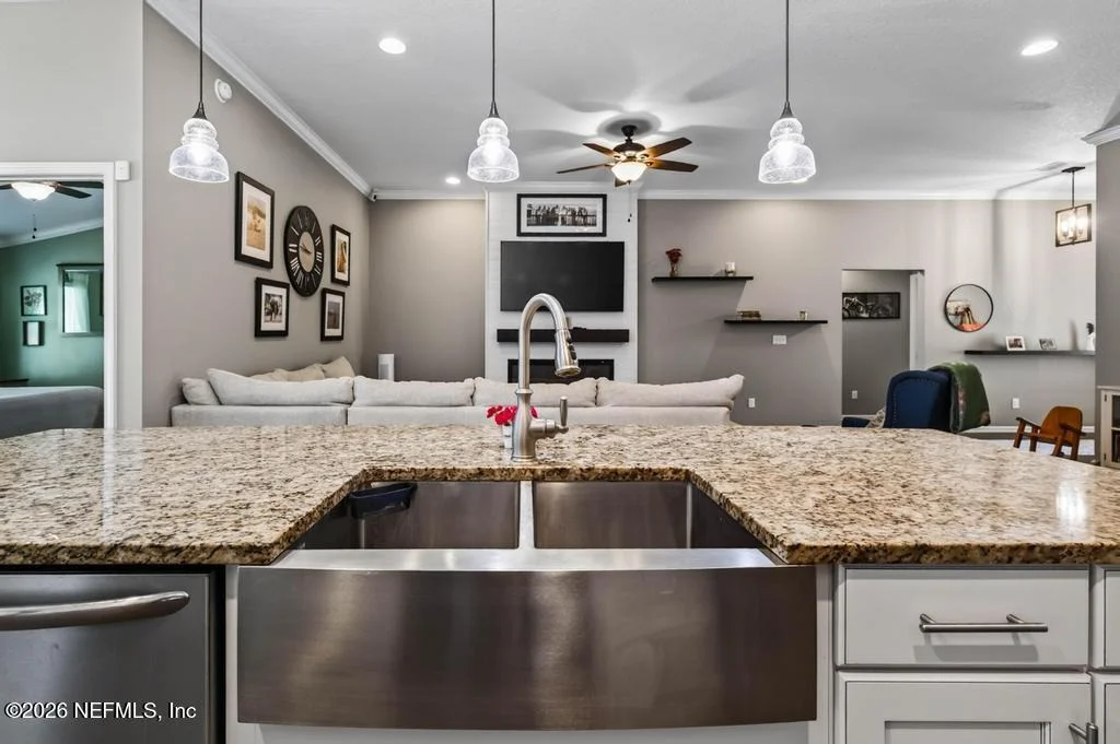 Photo of 717 SHETLAND Drive