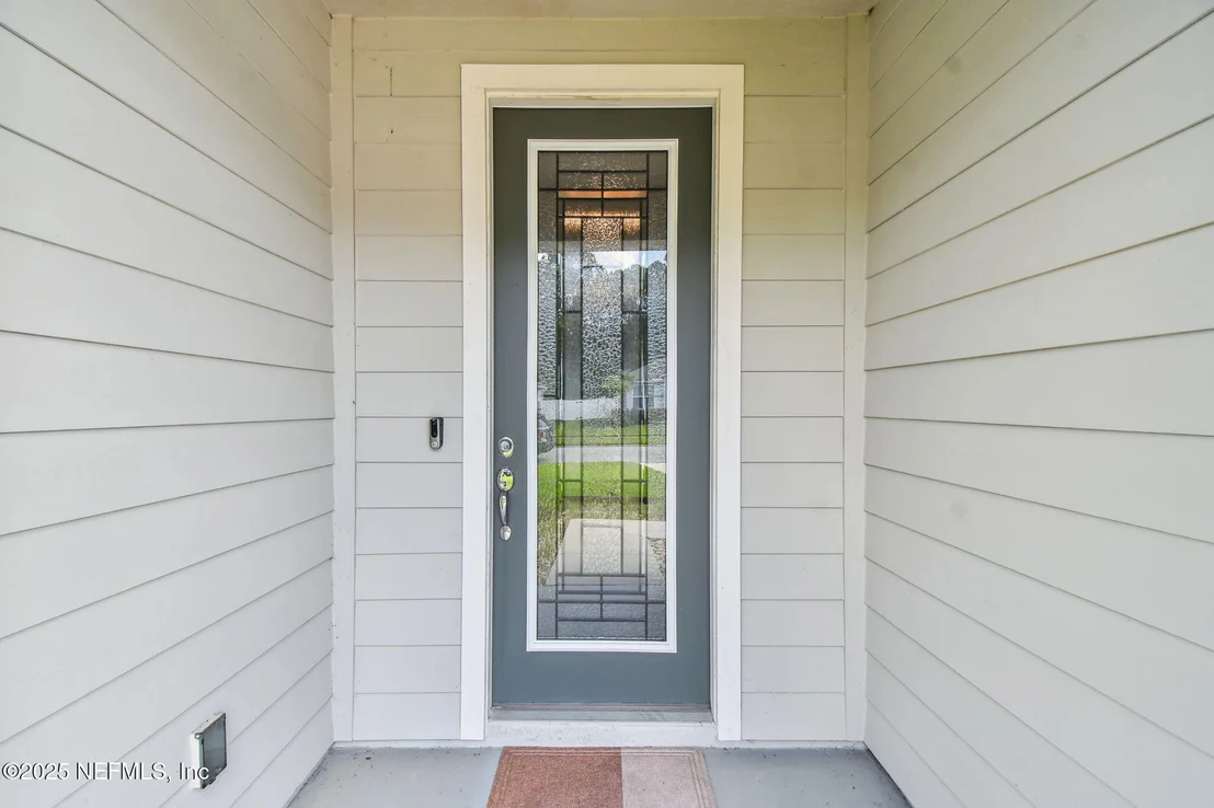 Photo of 182 MYRTLE OAK Court