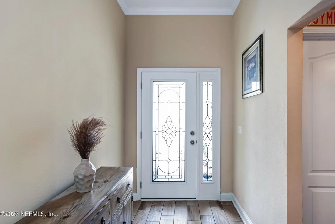 Photo of 140 CEDARSTONE Way