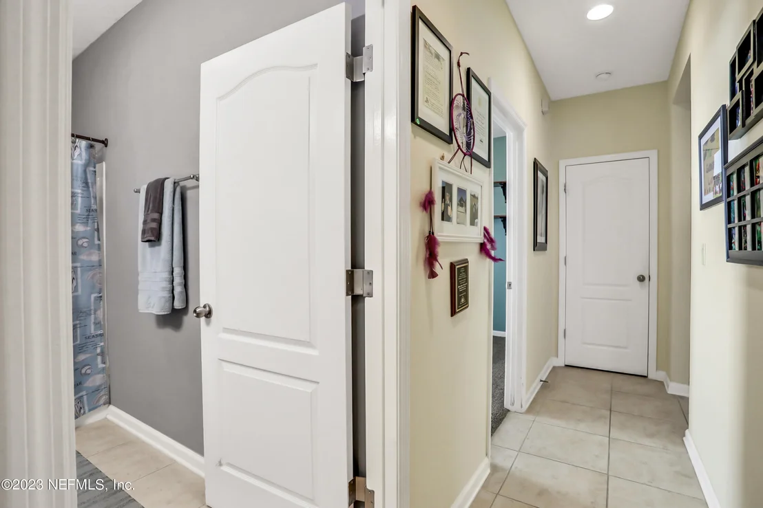 Photo of 724 BRIAR VIEW Drive