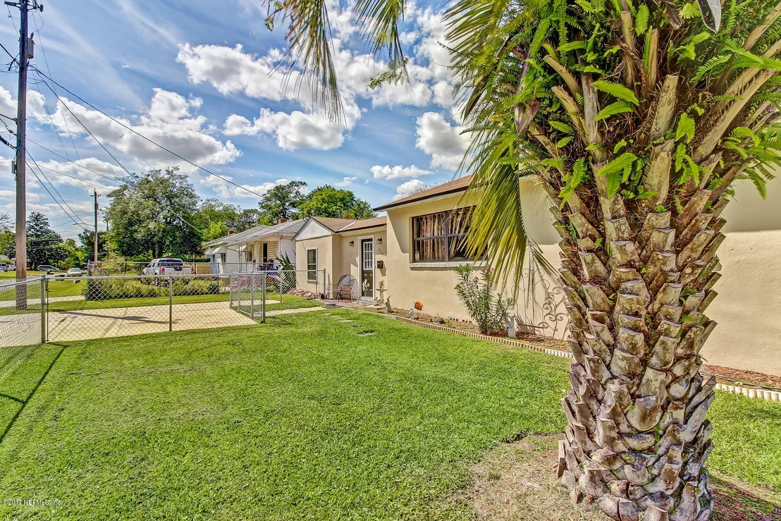 Photo of 4735 SEFA Circle N