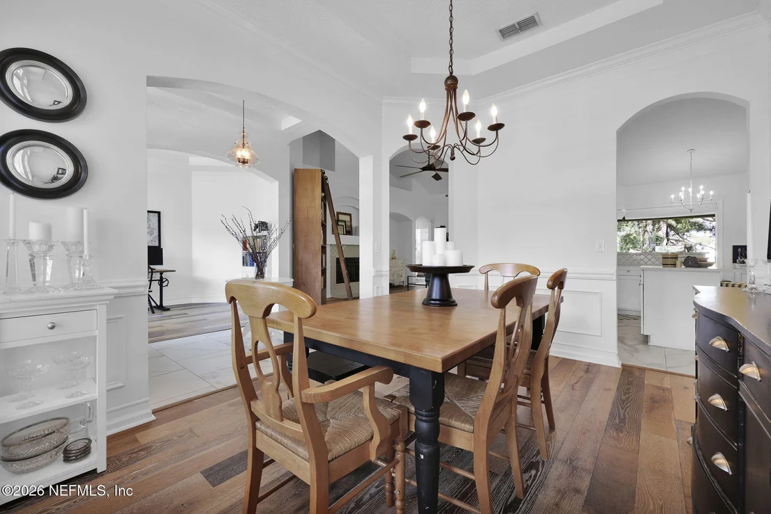 Photo of 2290 EAGLE HARBOR Parkway