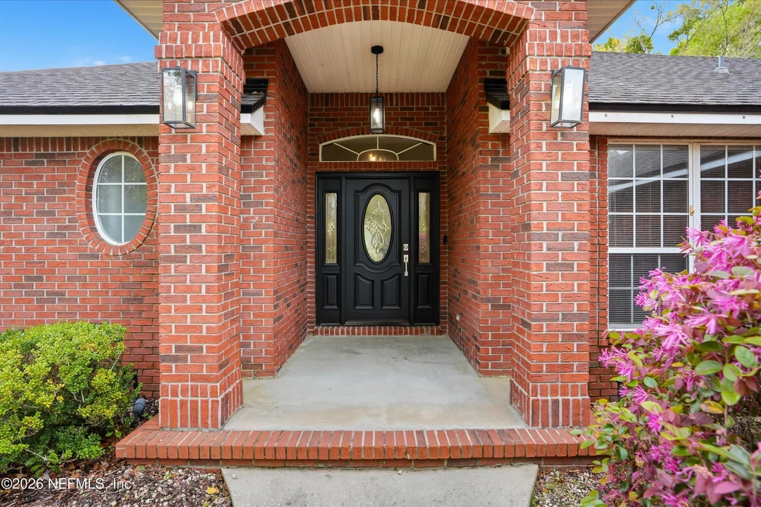 Photo of 14520 BRADDOCK Road