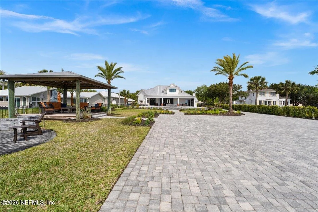 Photo of 9136 HECKSCHER Drive