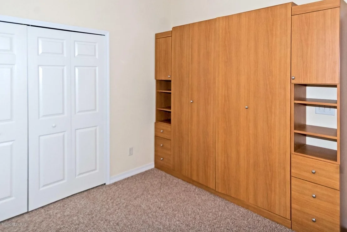 Photo of 178 LIONS GATE Drive