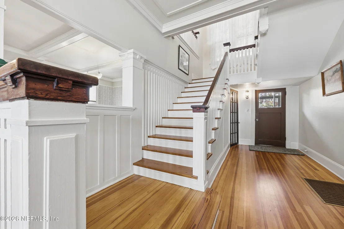 Photo of 520 RIVER Street