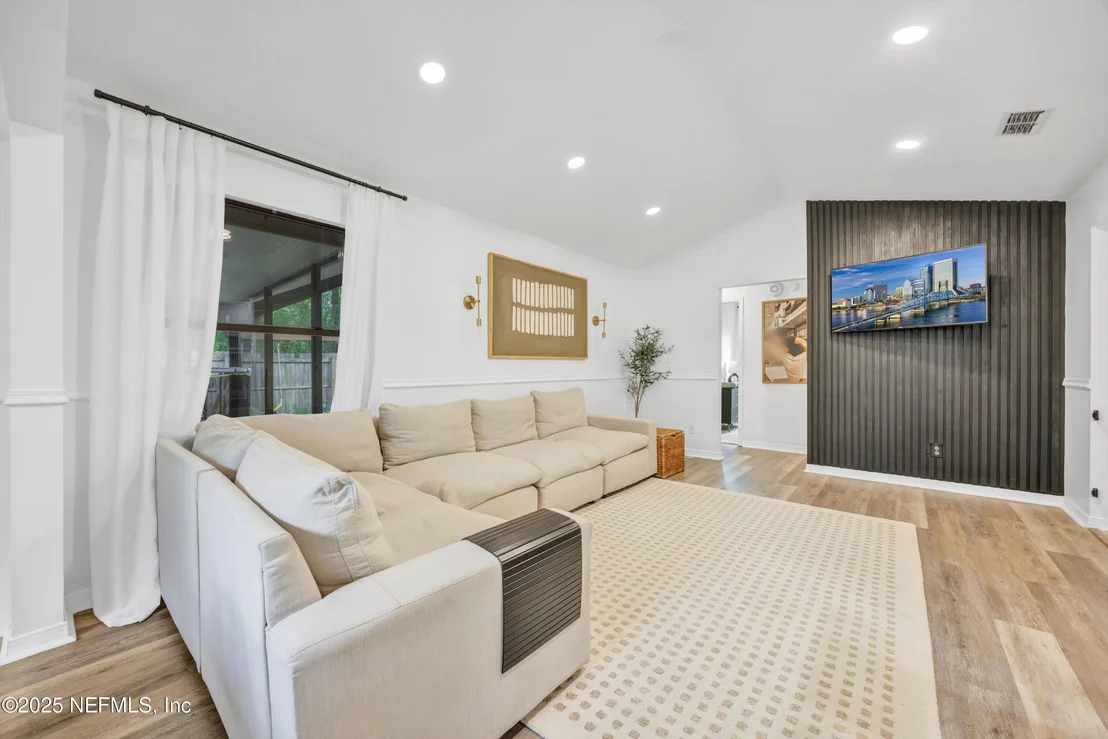 Photo of 3649 LUMBERJACK Way