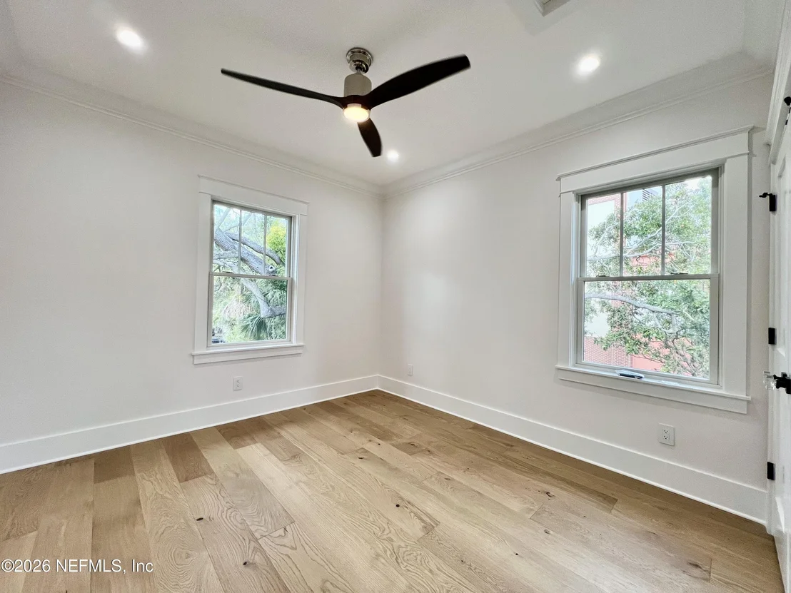 Photo of 1829 POWELL Place