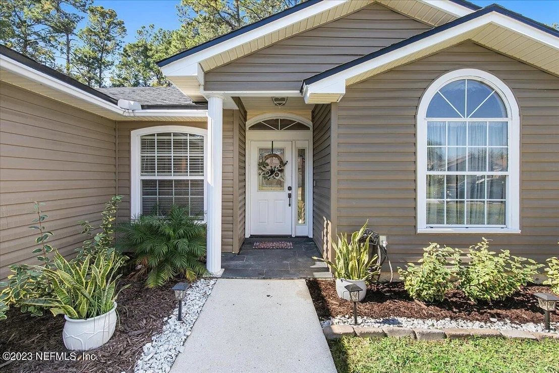 Photo of 910 LONG LAKE Drive