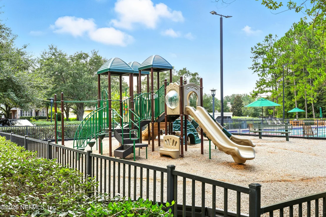 Photo of 208 ISLAND GREEN Drive