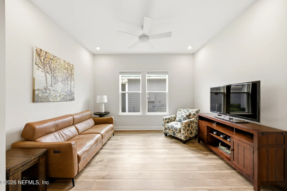 Photo of 351 LADYSLIPPER Drive