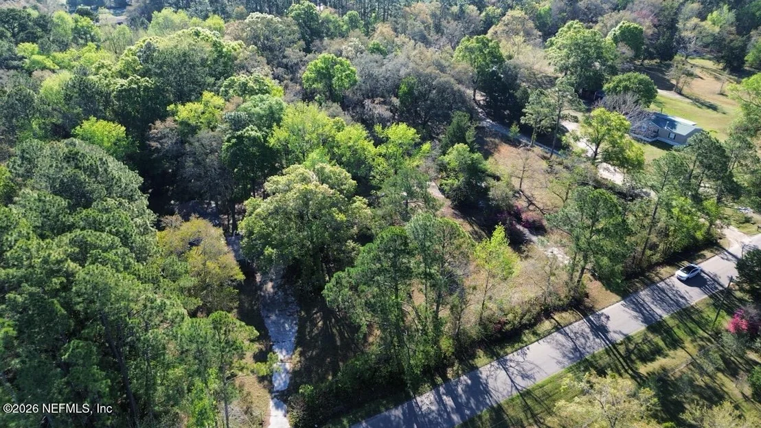 Photo of 86288 MACAW Road