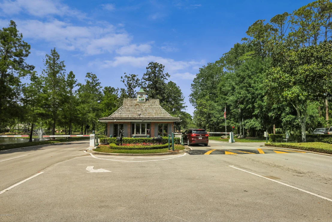 Photo of 8162 PINE LAKE Road