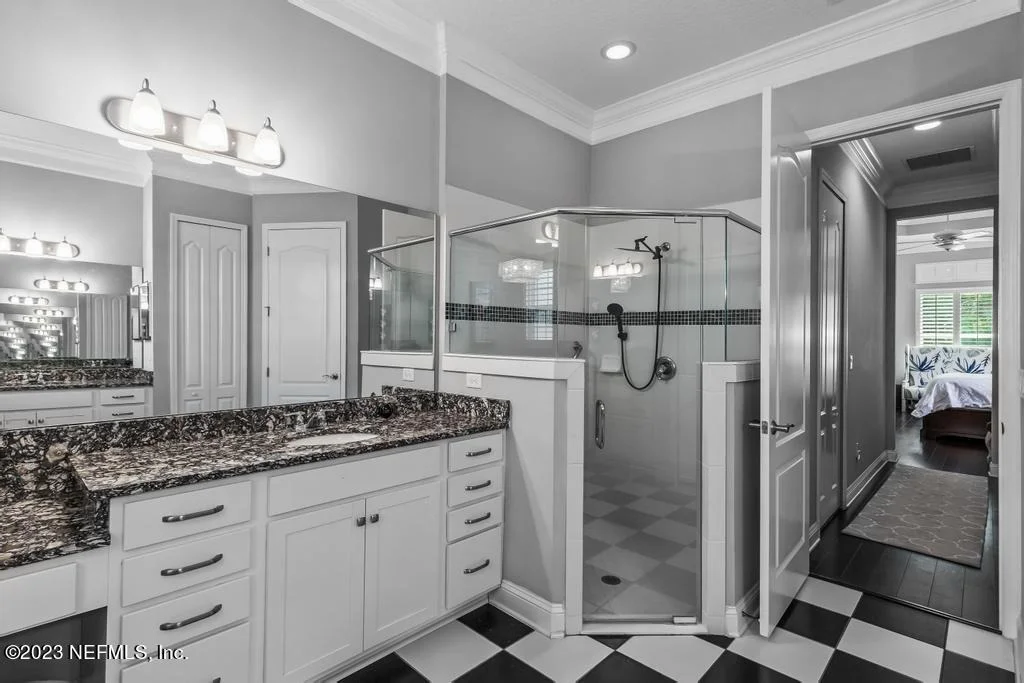 Photo of 1604 SUGAR LOAF Lane