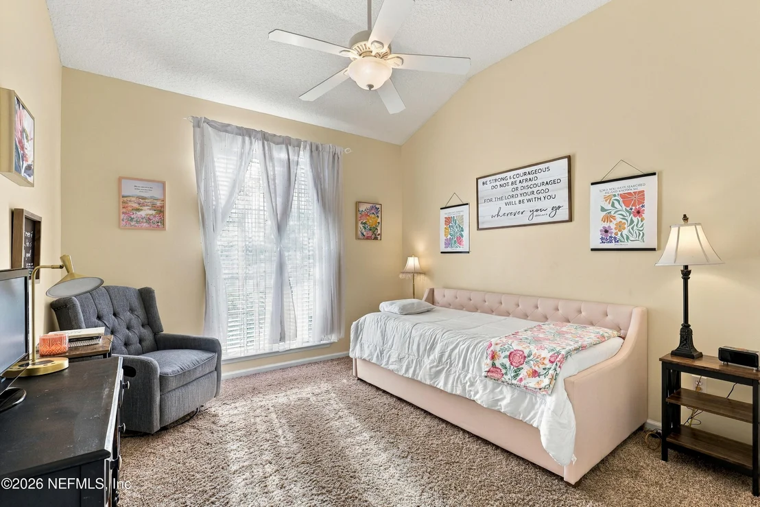 Photo of 424 HUCKLEBERRY Trail