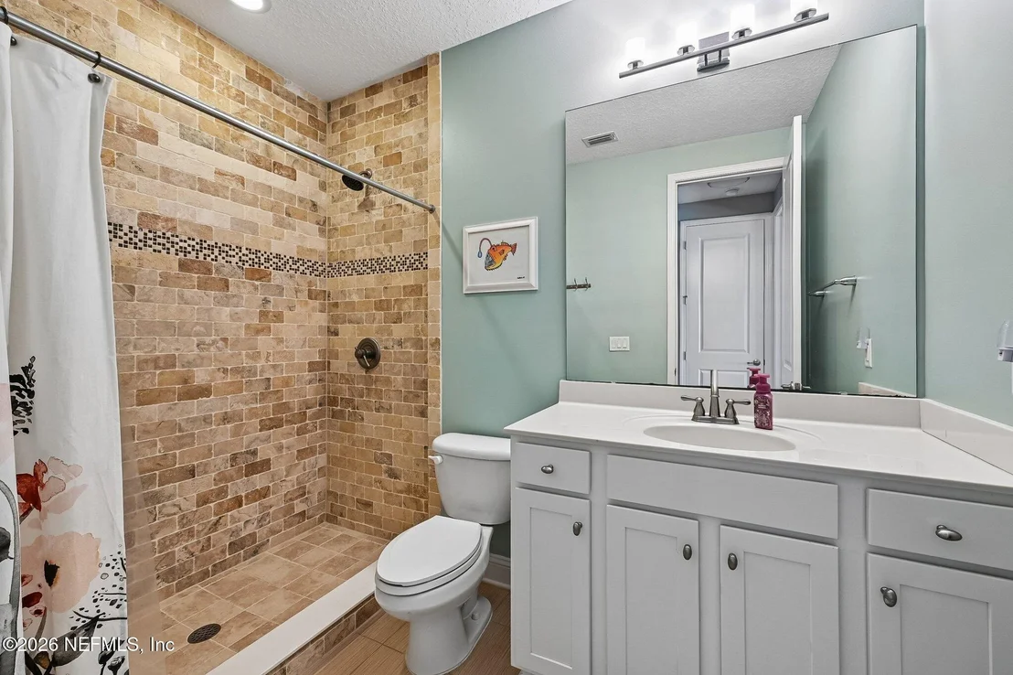 Photo of 136 DUNDEE Place