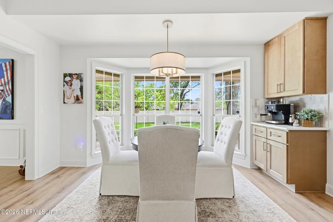 Photo of 8127 MIDDLE FORK Lane