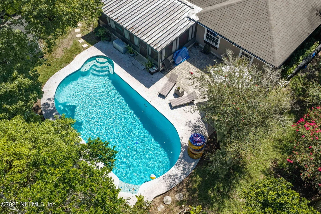 Photo of 8078 MACNAUGHTON Drive