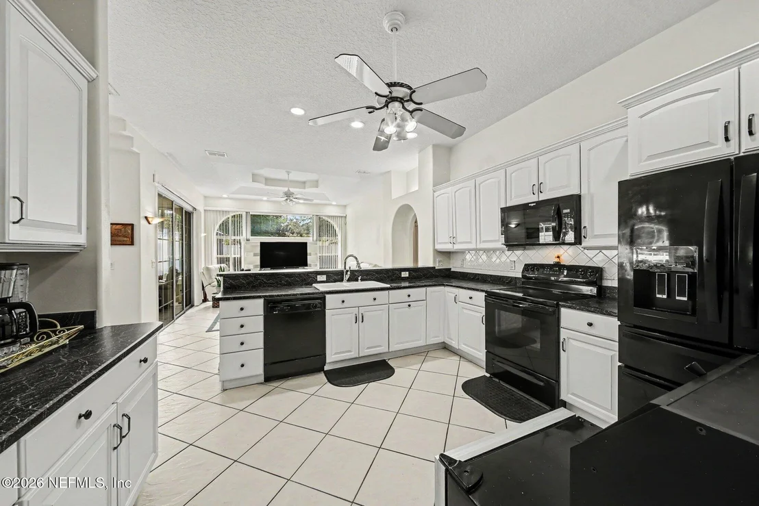Photo of 7 EDWARD Drive