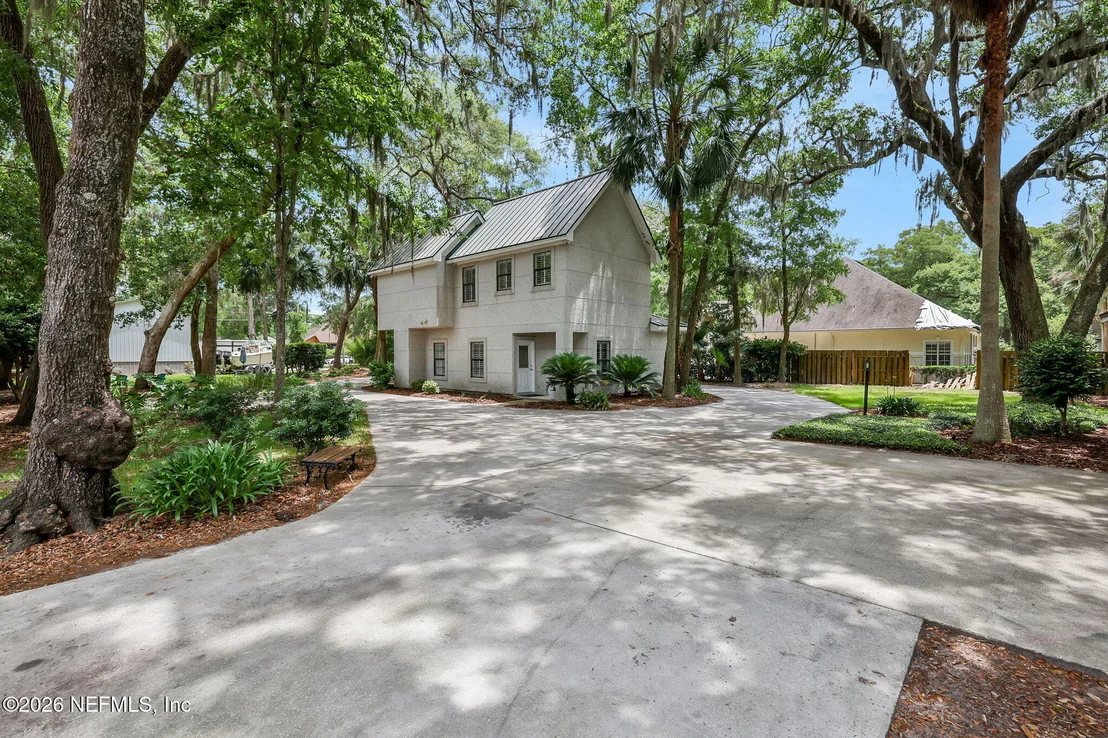 Photo of 86183 MEADOWFIELD BLUFFS Road