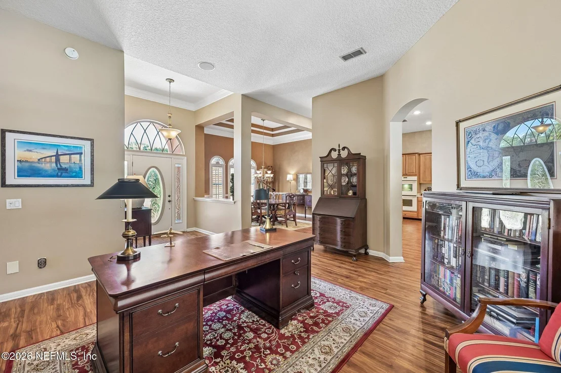 Photo of 1698 MARGARETS WALK Road