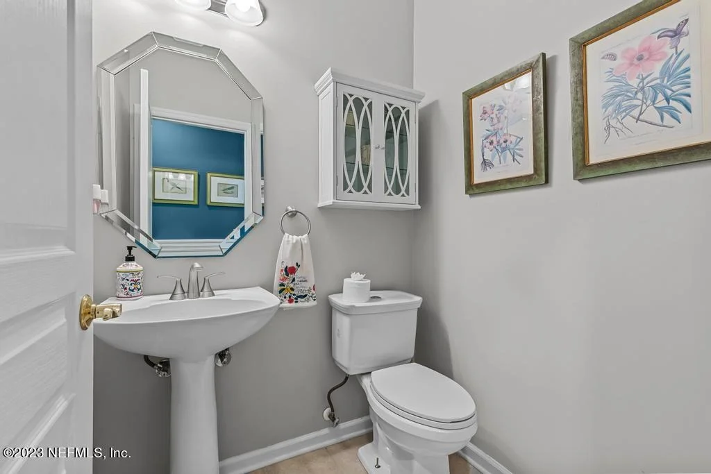 Photo of 1056 MEADOW VIEW Lane