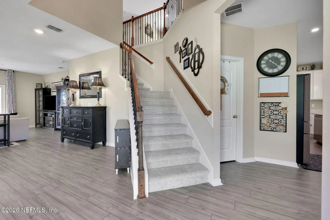Photo of 82 TREE FROG Way
