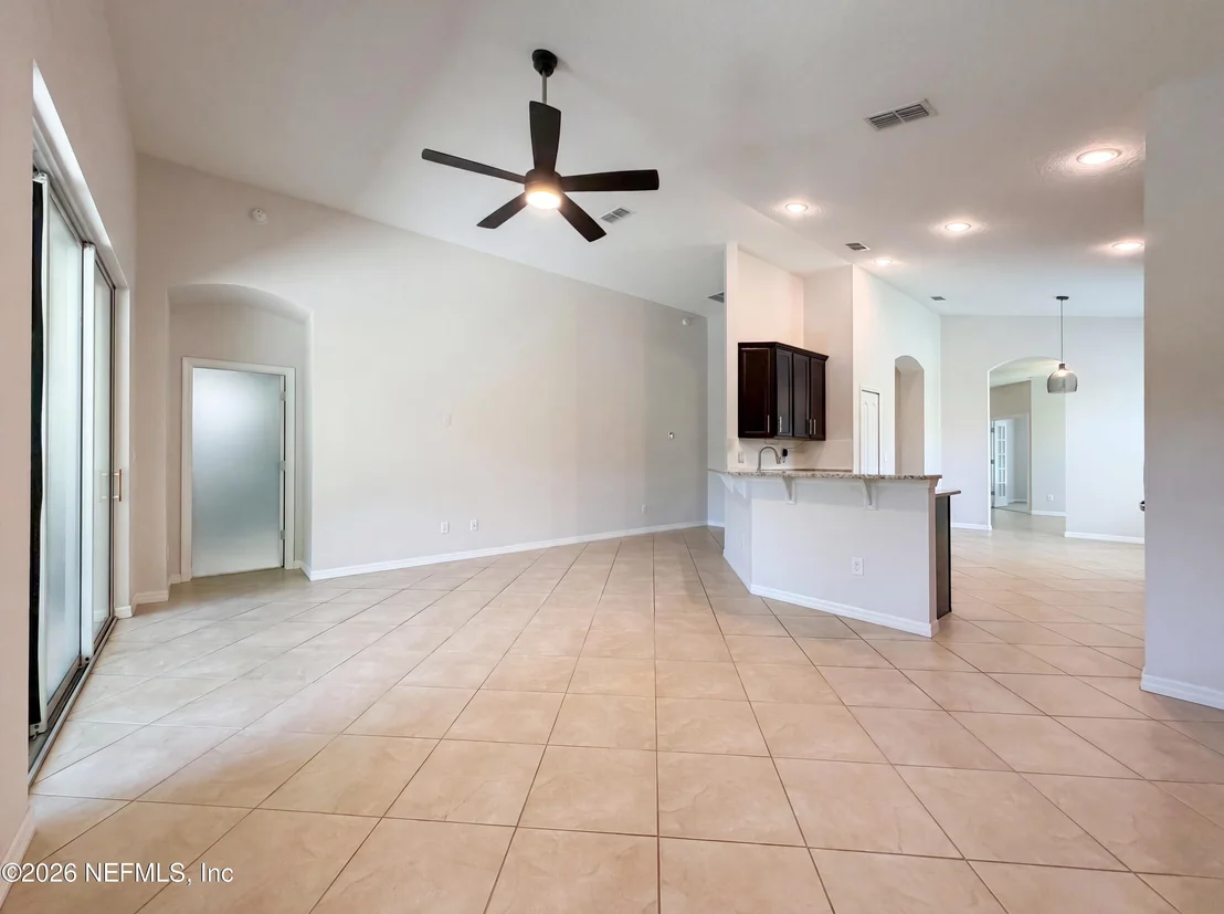 Photo of 790 BATTERSEA Drive