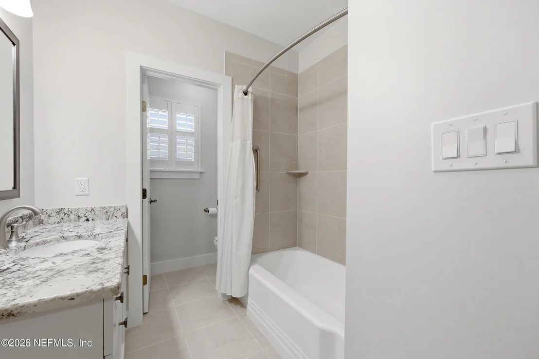 Photo of 17 SYLVAN Drive