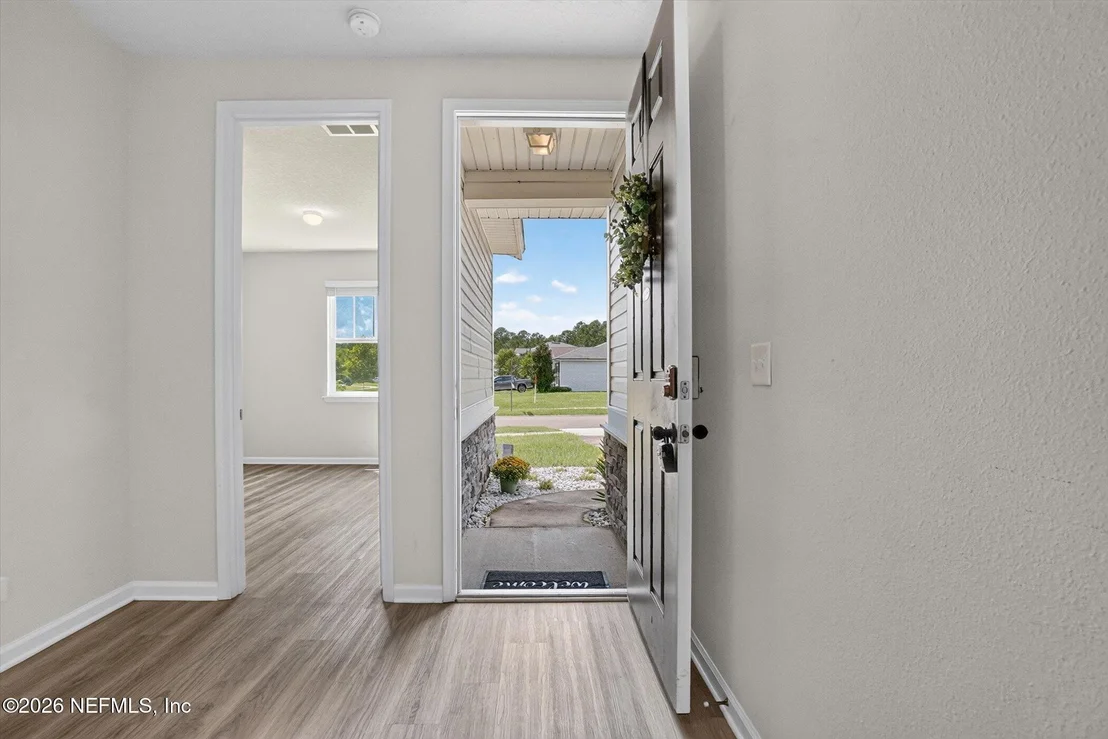 Photo of 4564 PINE RIDGE Parkway