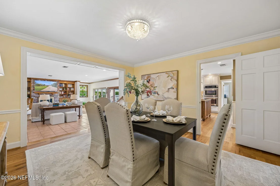 Photo of 4737 EXETER Lane