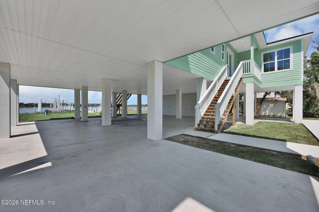 Photo of 6030 HECKSCHER Drive