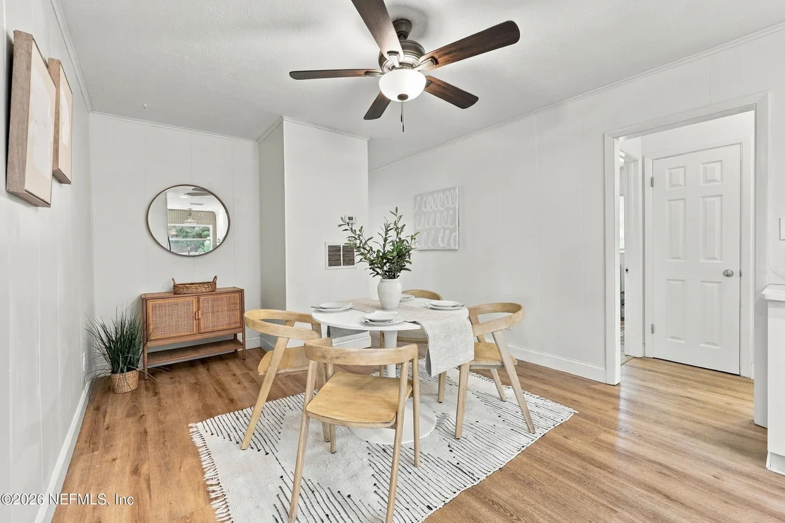 Photo of 25 SANDRA Drive