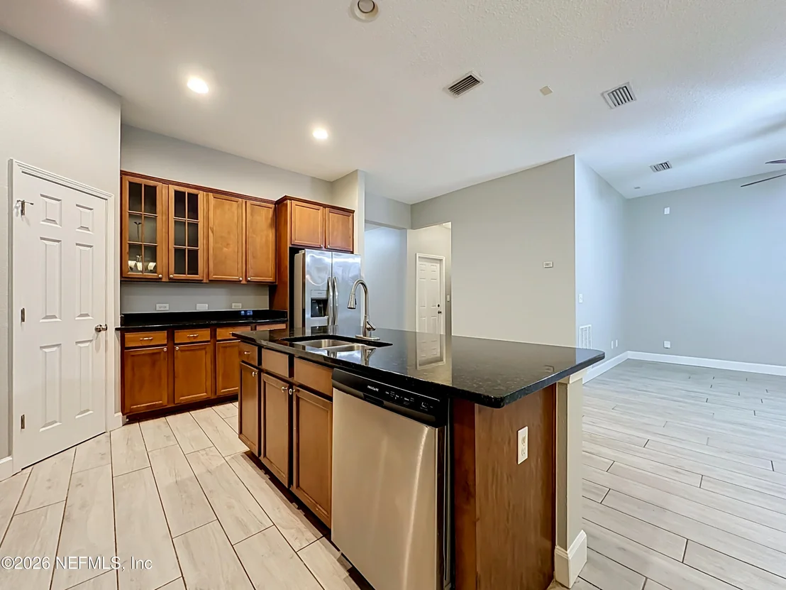 Photo of 318 CANDLEBARK Drive