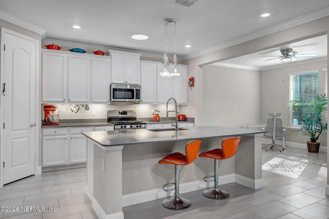 Photo of 196 SILVER REEF Lane
