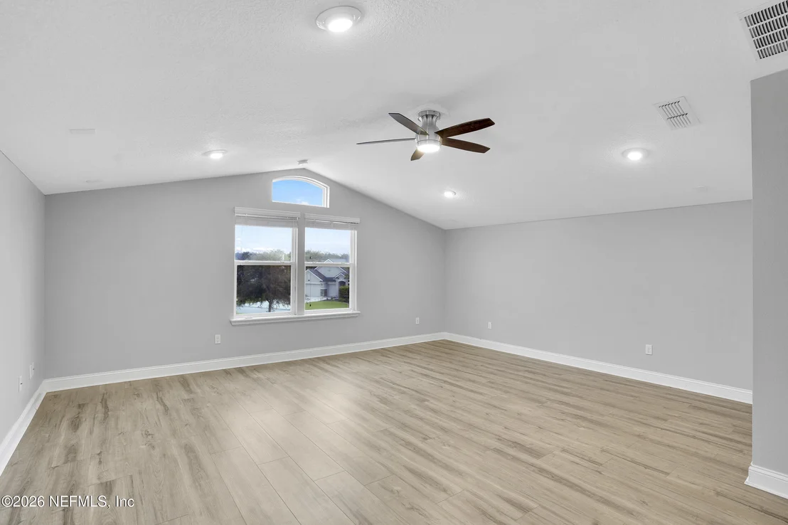 Photo of 192 E POSITANO Avenue