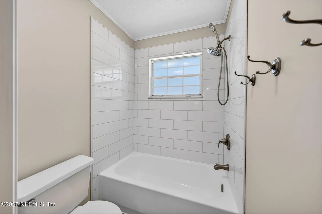 Photo of 572 COZYBROOK Lane