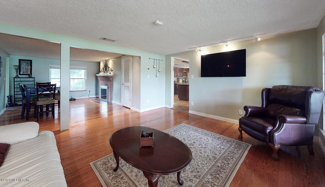 Photo of 5305 TROUT RIVER Boulevard