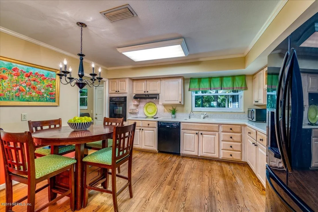 Photo of 2127 LA VACA Road