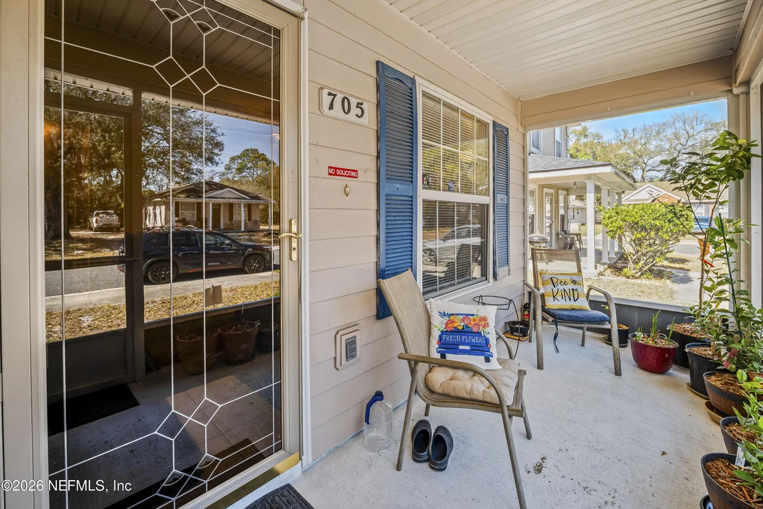 Photo of 705 OAK ARBOR Circle