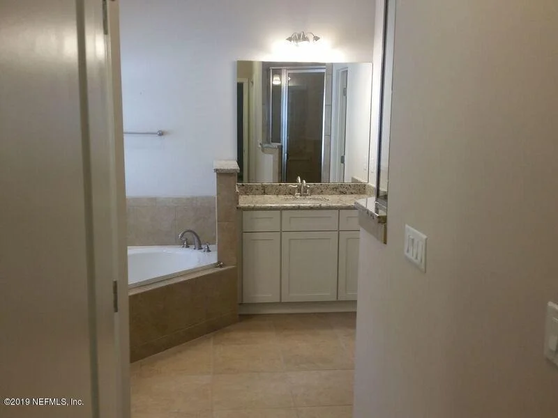 Photo of 466 WILLOWLAKE Drive
